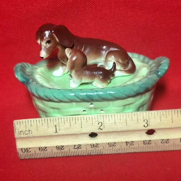 Vintage Dachshund Dog Mother and Baby Salt Pepper Shaker - Picture 8 of 16